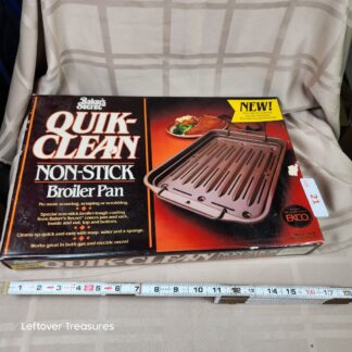 e21- Vintage Ekco Broiler Pan w/ box