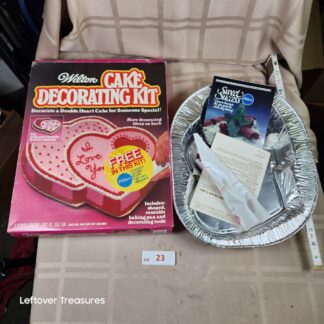 e23- Wilton Double Heart Cake Set