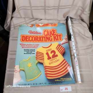 e26- Wilton Jersey/Shirt Cake Kit
