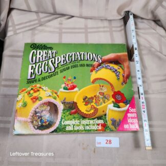 e28- Wilton Great EggSpectations set