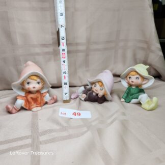 e49- vintage set of three porcelain Homco pixie elf figurines