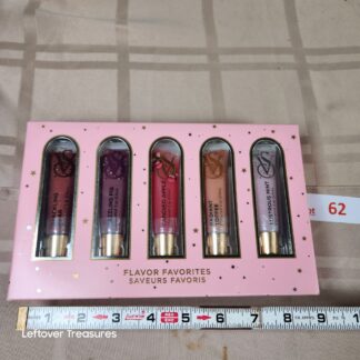 e62- Victorias Secret Flavor Favorites 5-Piece Lip Gloss Sealed Gift Set.