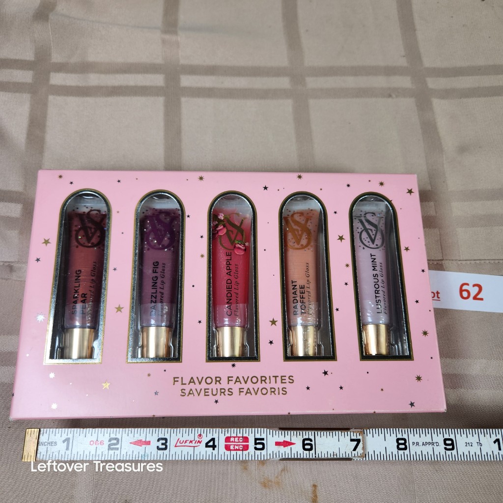 e62- Victorias Secret Flavor Favorites 5-Piece Lip Gloss Sealed Gift Set.