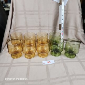 e85- Mid Century Pedestal Tumblers. Amber, Avocado Green