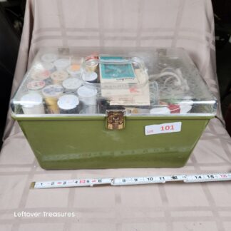 e101- Vintage sewing box with sewing supplies