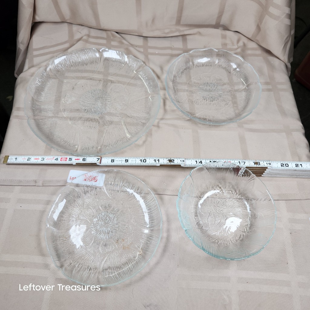 e106- Clear Glass Service Set - Image 2