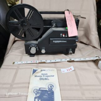 e114- Chinon 8mm Projector Dual. No Cord