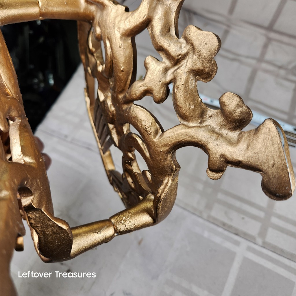 e117- Vintage Cast Metal Lyre Harp - Image 3