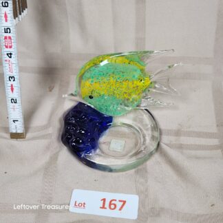 e167- PartyLite Tropical Fish Art Glass Tealight
