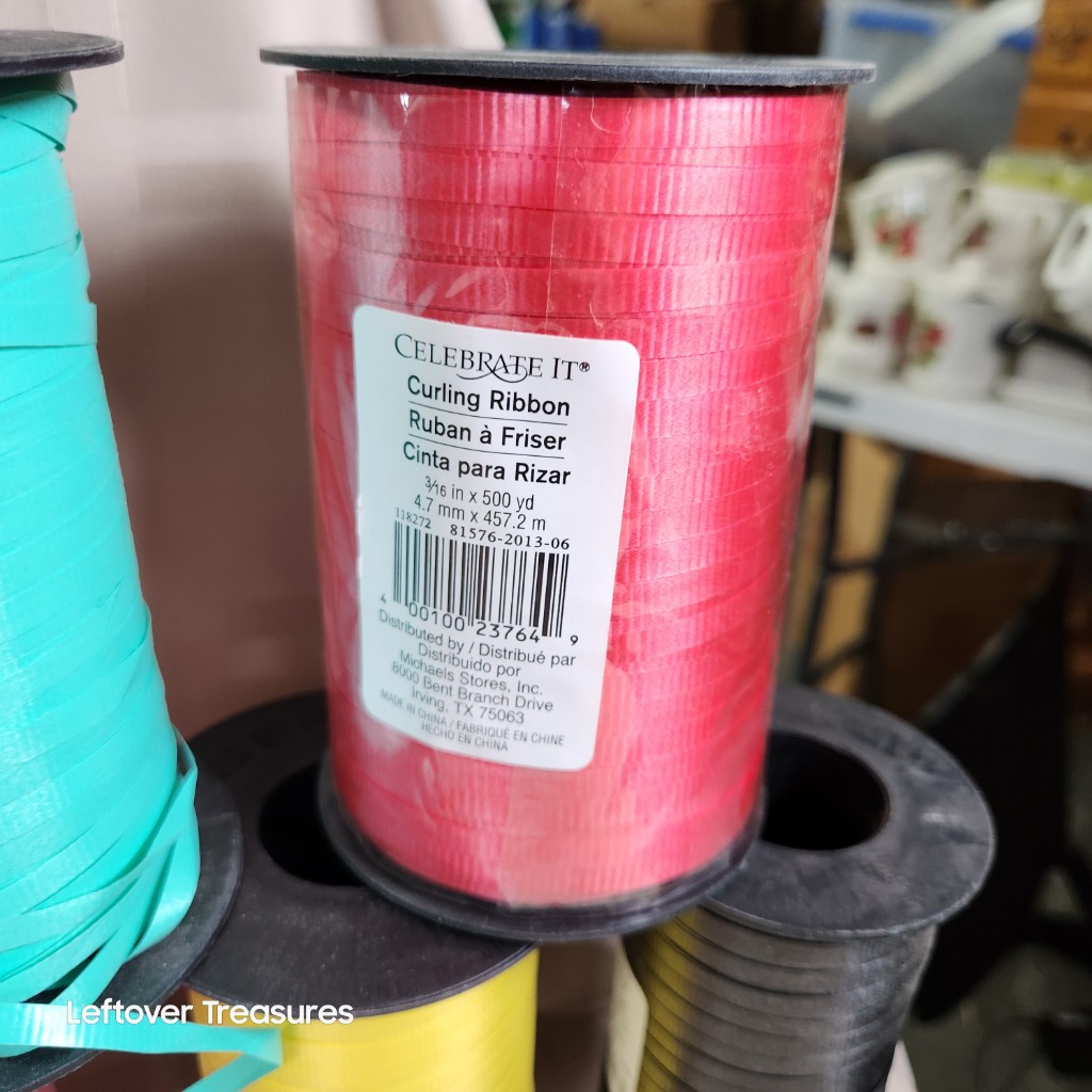 e205- Celebrate It curling ribbons - Image 2