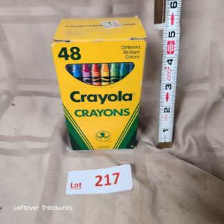 e217- 1980s 48-count box of Crayola Crayons