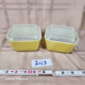 e243- two vintage 501 Pyrex yellow refrigerator storage dishes